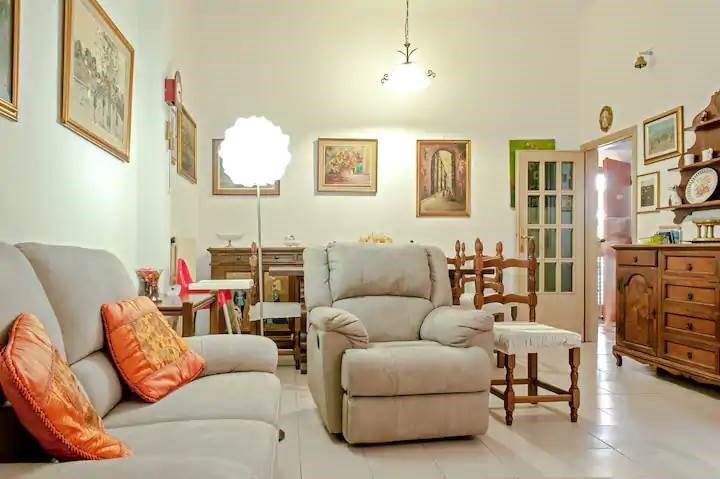 casa indipendente in vendita a Cecina