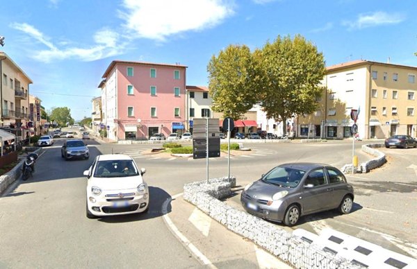 appartamento in vendita a Cecina