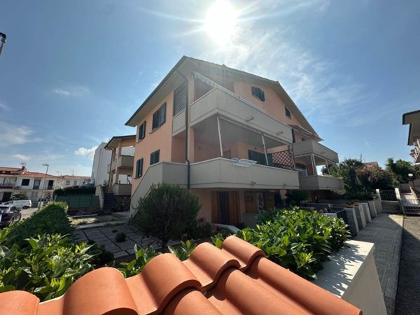 appartamento in vendita a Cecina
