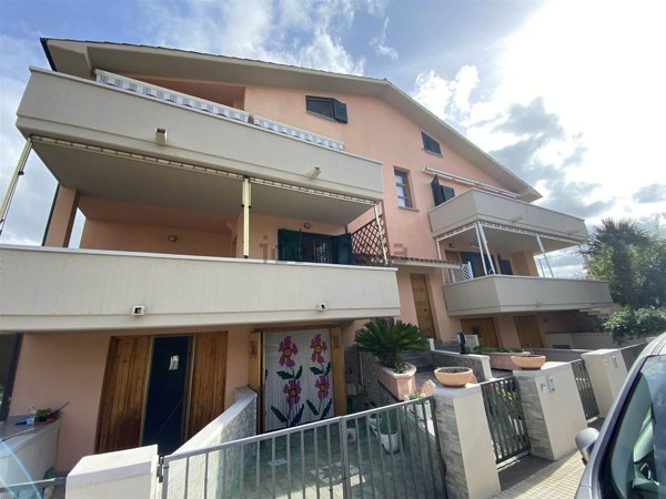 appartamento in vendita a Cecina