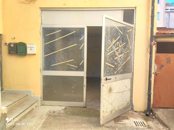 ufficio in vendita a Cecina