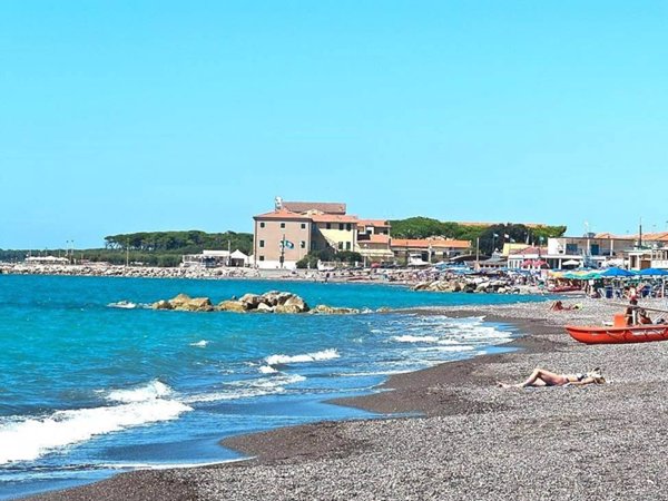 appartamento in vendita a Cecina