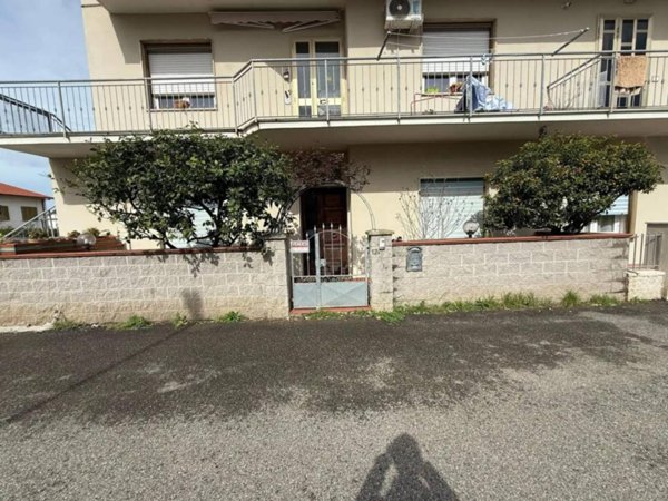 appartamento in vendita a Cecina