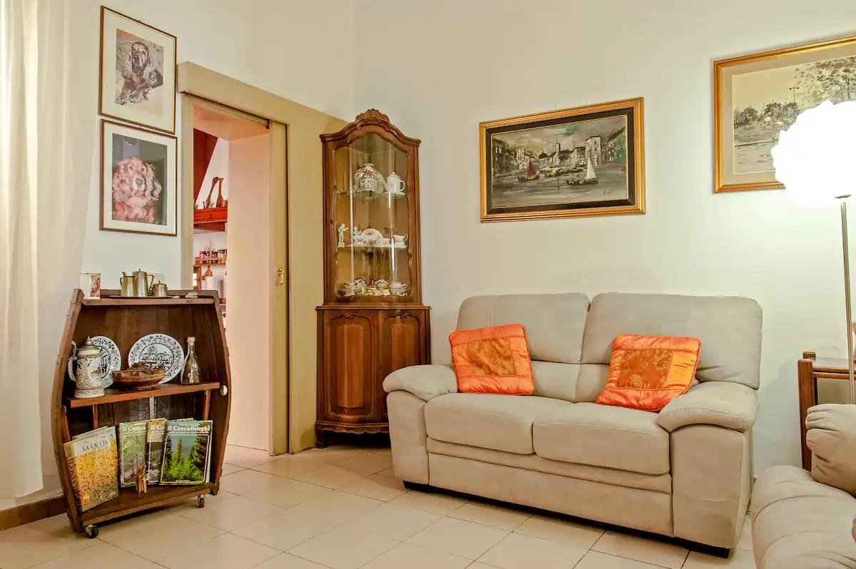 casa indipendente in vendita a Cecina