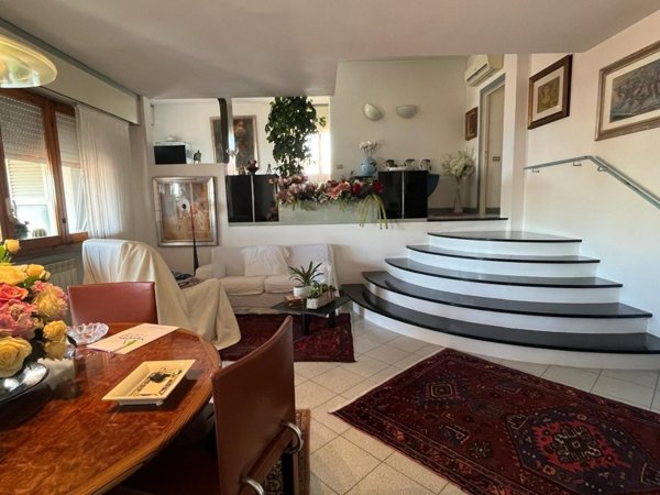 appartamento in vendita a Cecina