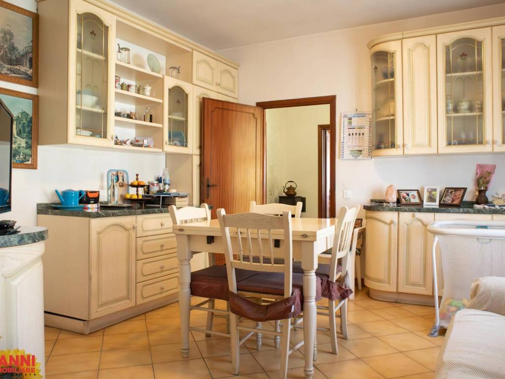 appartamento in vendita a Cecina