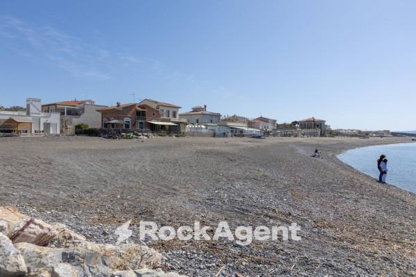 casa indipendente in vendita a Cecina