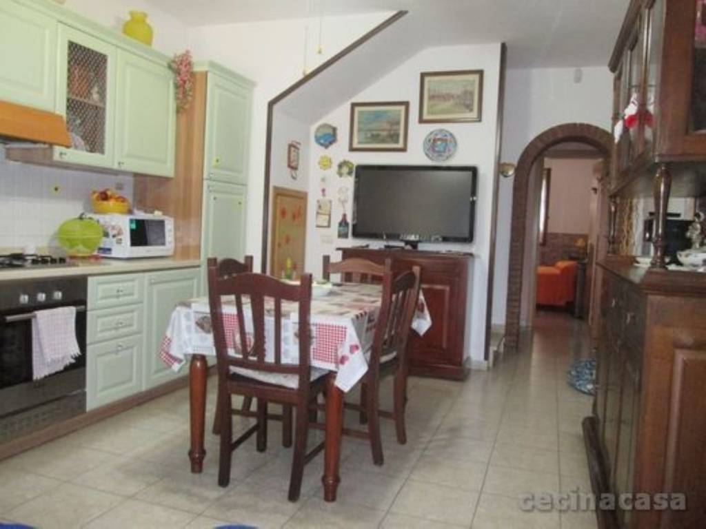 appartamento in vendita a Cecina