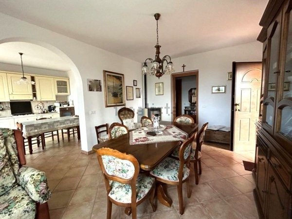 casa indipendente in vendita a Cecina