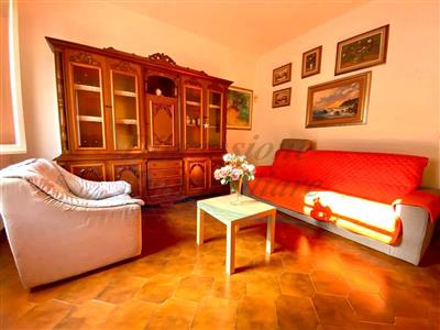 casa indipendente in vendita a Cecina