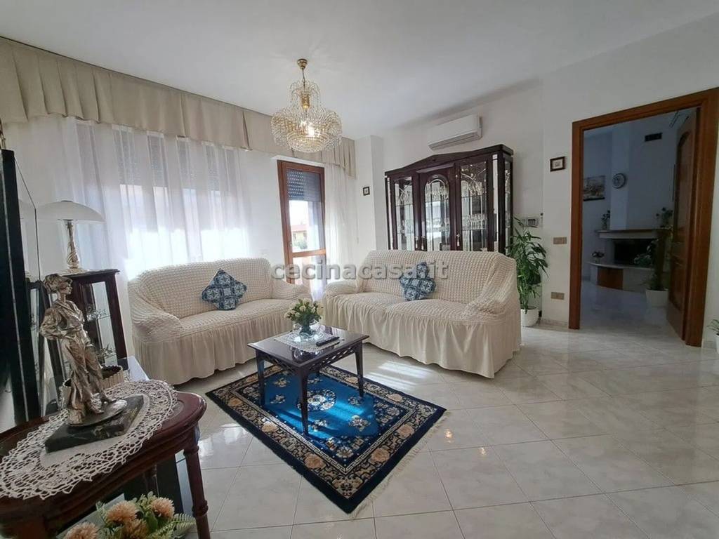 appartamento in vendita a Cecina