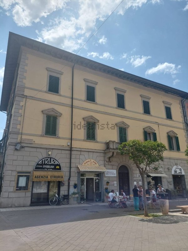 appartamento in vendita a Cecina