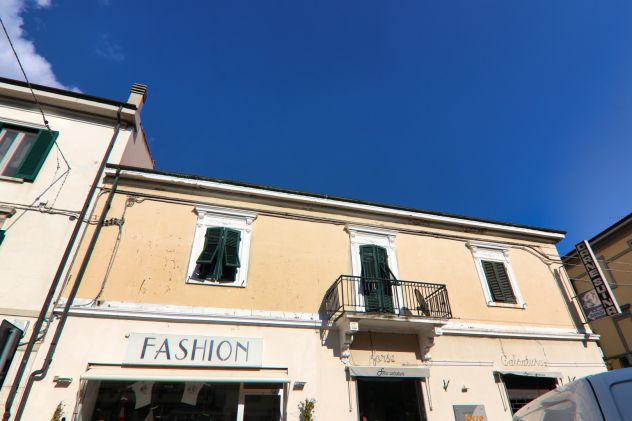 appartamento in vendita a Cecina