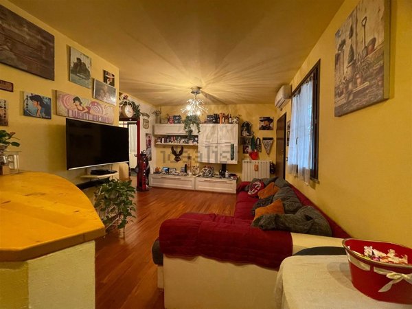 appartamento in vendita a Cecina