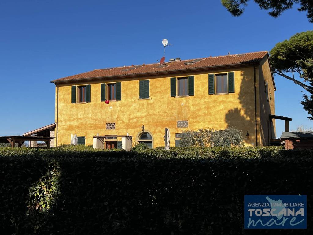 appartamento in vendita a Cecina