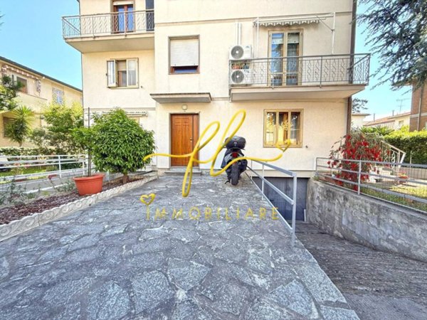 appartamento in vendita a Cecina