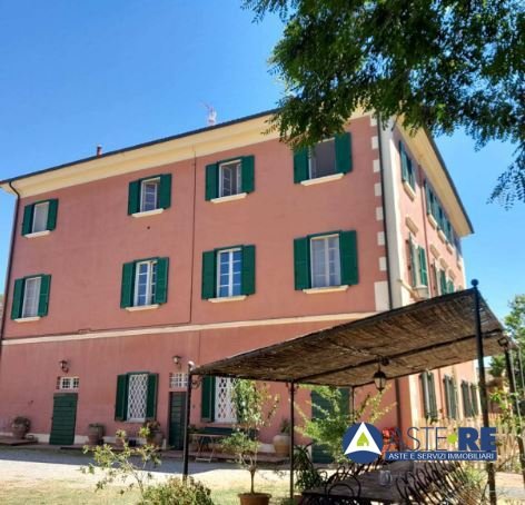 villa in vendita a Cecina