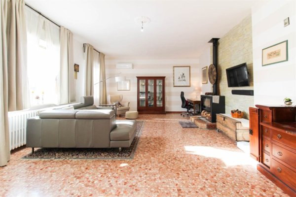 appartamento in vendita a Cecina