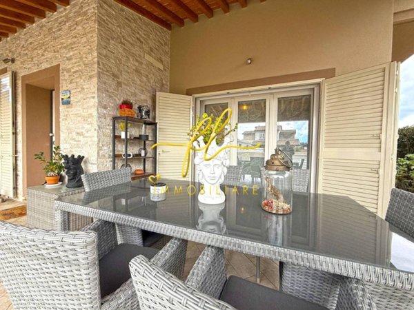 appartamento in vendita a Cecina