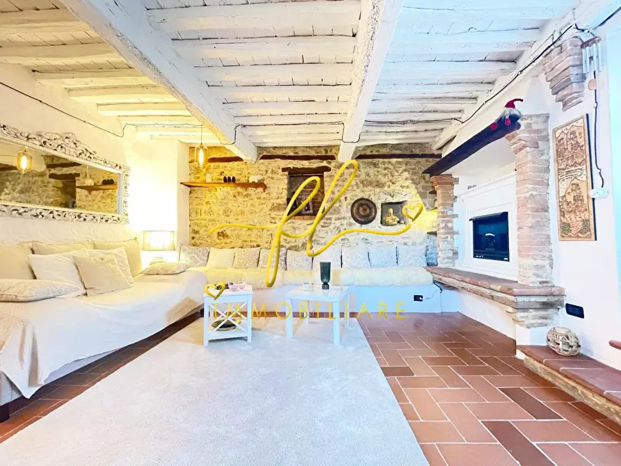 casa indipendente in vendita a Cecina