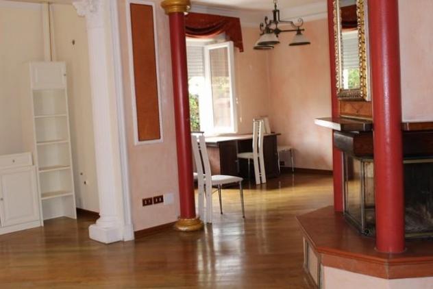 casa indipendente in vendita a Cecina