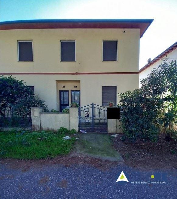 appartamento in vendita a Cecina