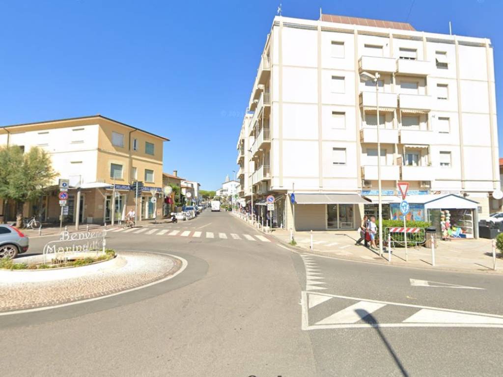 negozio in vendita a Cecina