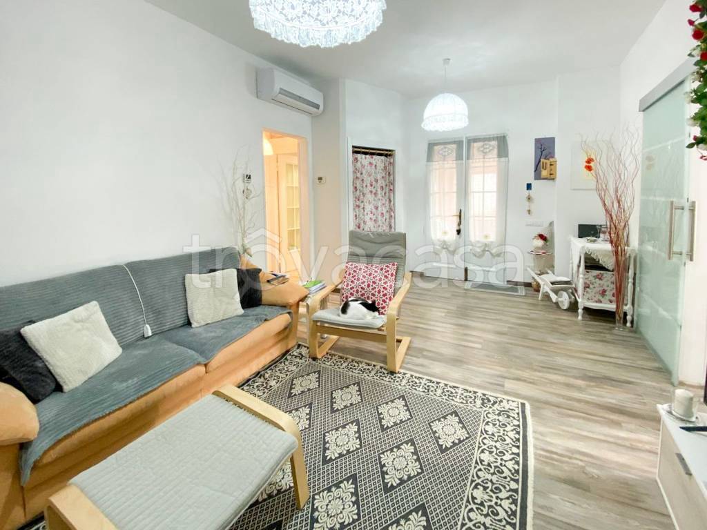 appartamento in vendita a Cecina