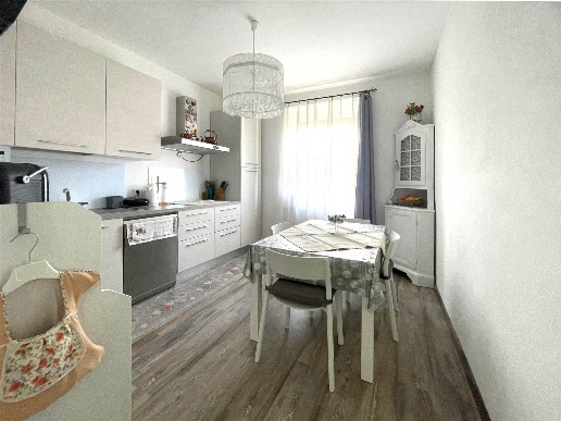 appartamento in vendita a Cecina