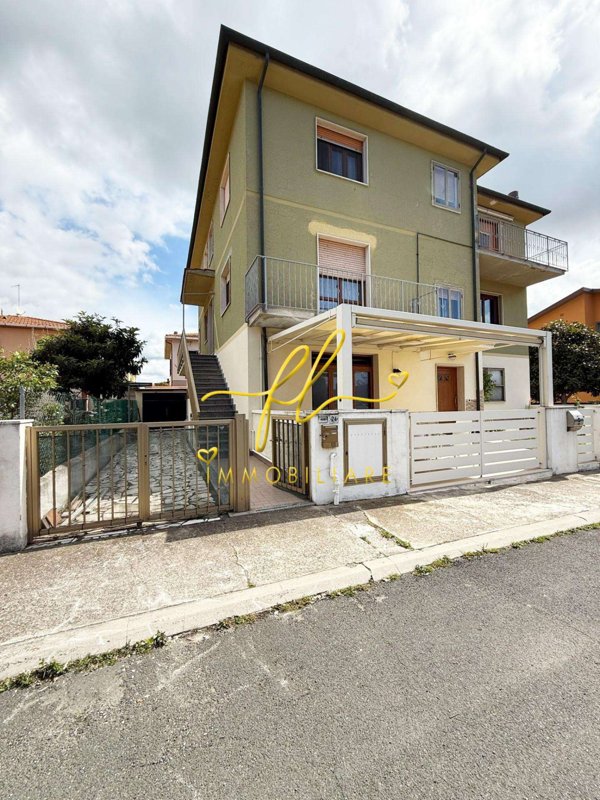 appartamento in vendita a Cecina