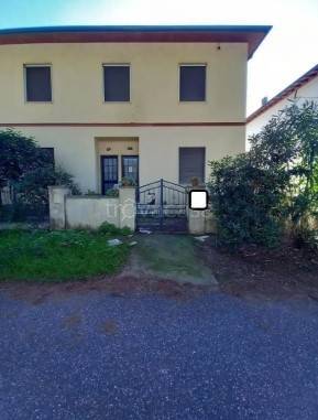 appartamento in vendita a Cecina