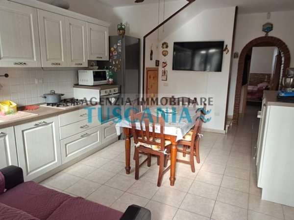 appartamento in vendita a Cecina