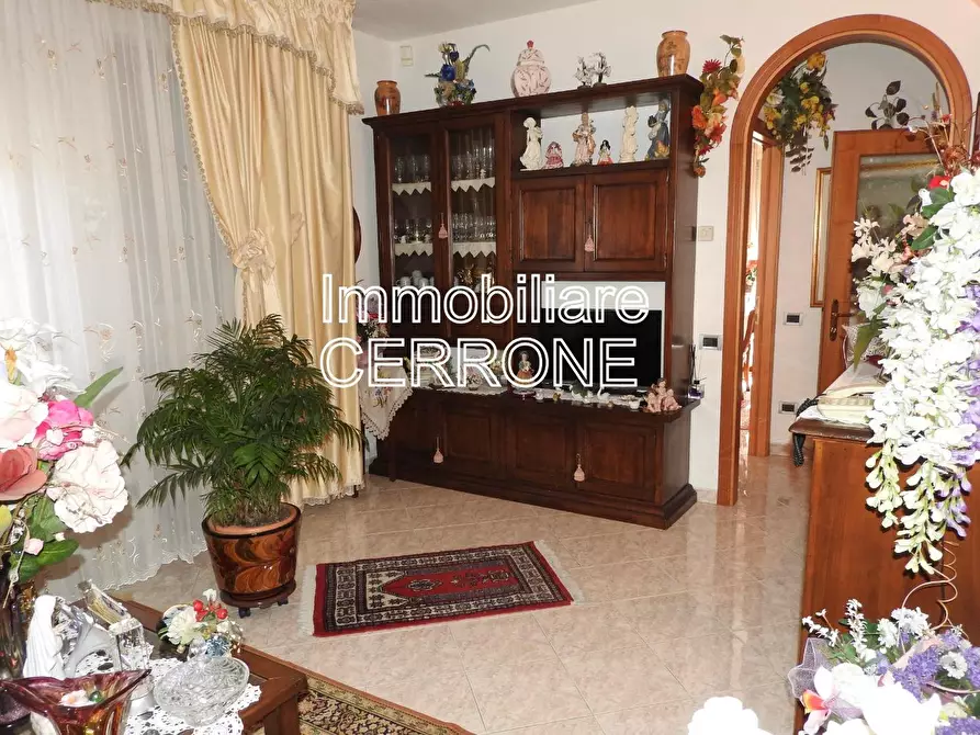 casa indipendente in vendita a Cecina