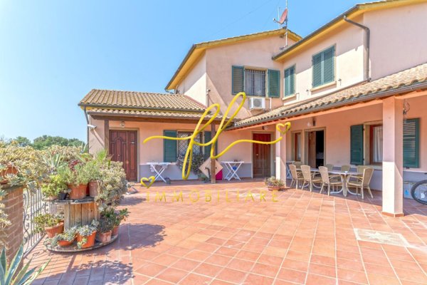 appartamento in vendita a Cecina