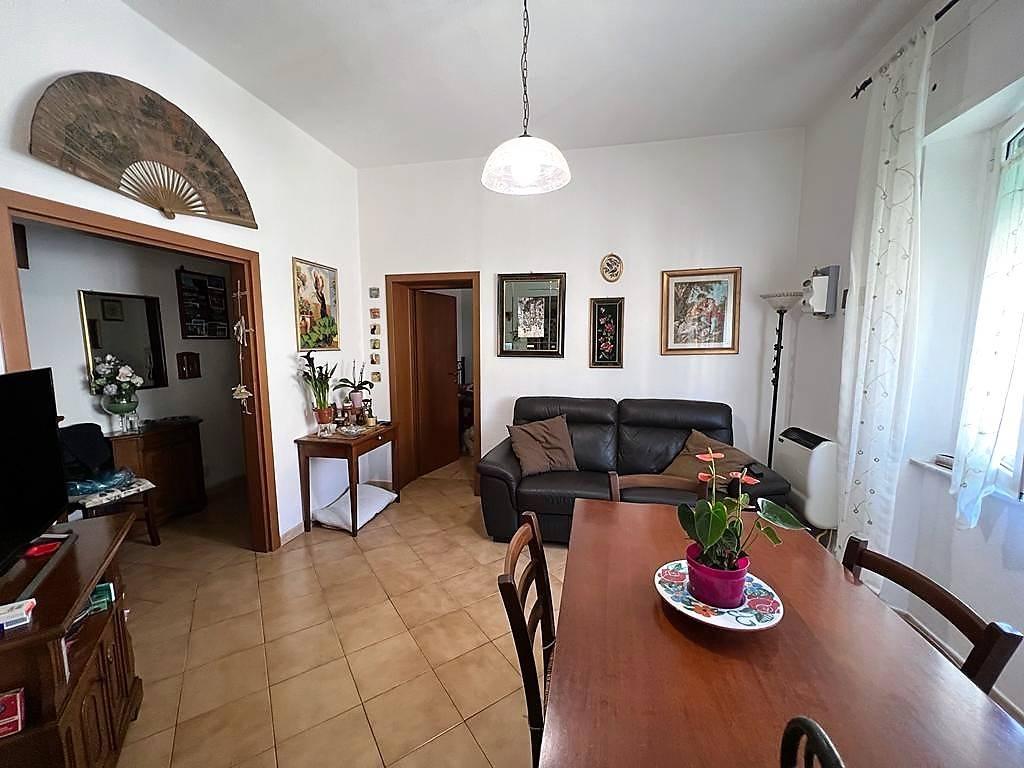 appartamento in vendita a Cecina