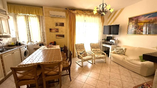 appartamento in vendita a Cecina