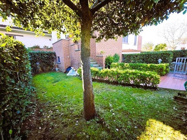 appartamento in vendita a Cecina