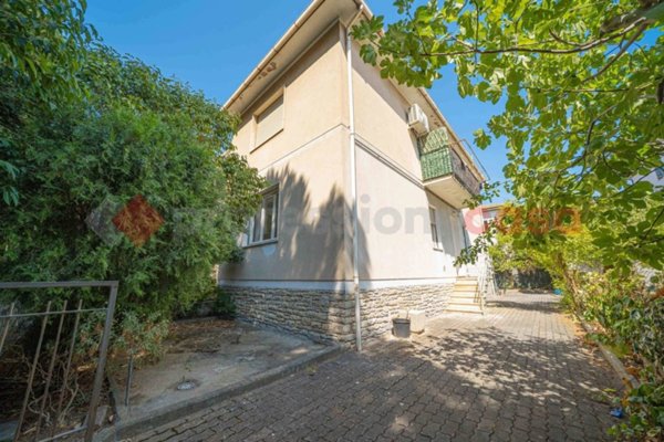 appartamento in vendita a Cecina