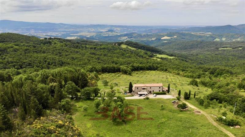 casa indipendente in vendita a Cecina