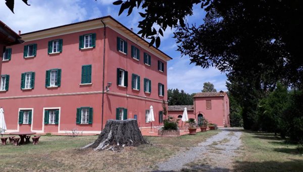 villa in vendita a Cecina