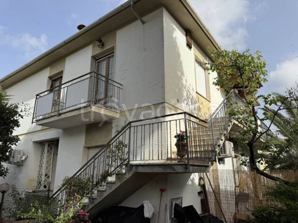 appartamento in vendita a Cecina