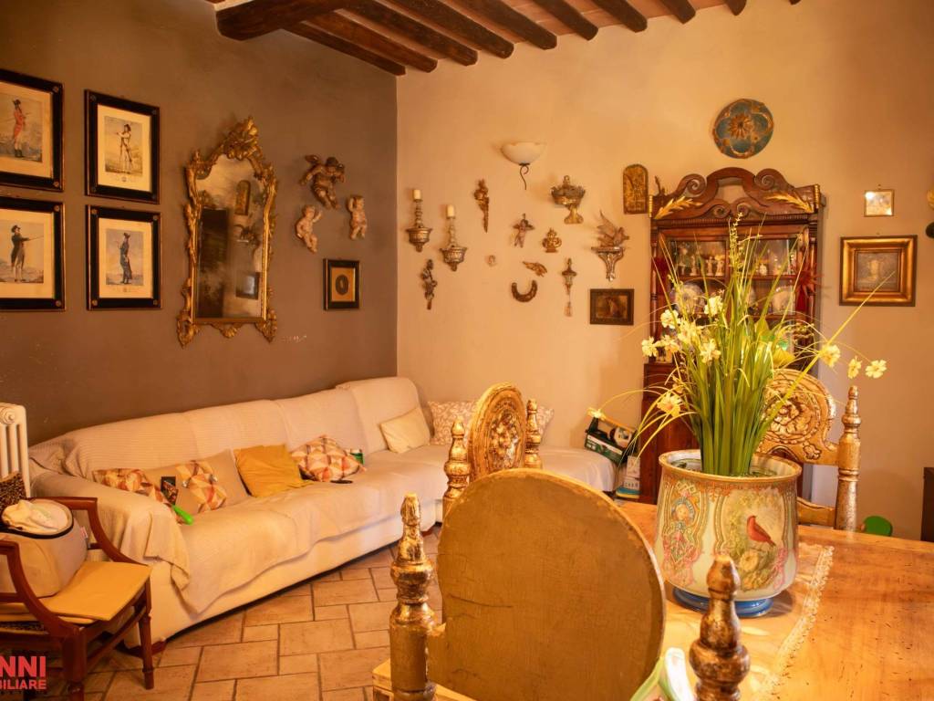 appartamento in vendita a Cecina