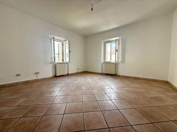 appartamento in vendita a Cecina
