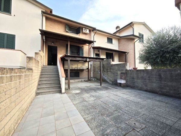 appartamento in vendita a Cecina