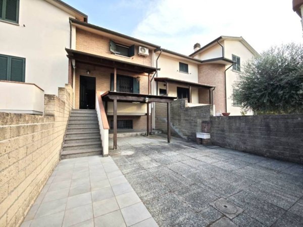 appartamento in vendita a Cecina