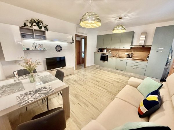 appartamento in vendita a Cecina