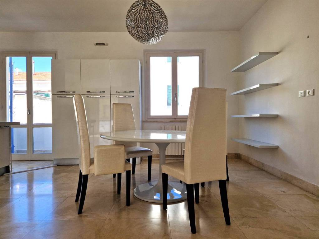 appartamento in vendita a Cecina