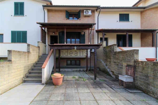 appartamento in vendita a Cecina