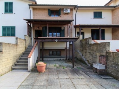 appartamento in vendita a Cecina