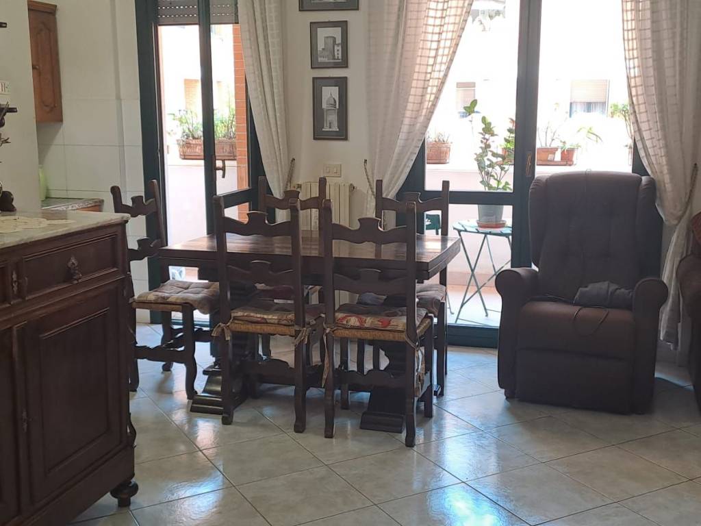 appartamento in vendita a Cecina